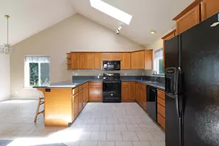 223 Indian Creek Ln, Shady Cove, OR 97539 - Photo 36