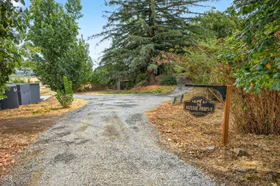 6577 Adams Road, Talent, OR 97540 - Photo 70