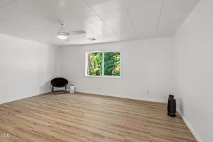 29560 Oregon 62, Trail, OR 97541 - Photo 18