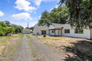 29560 Oregon 62, Trail, OR 97541 - Photo 8