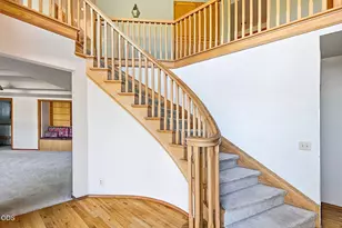 500 NW Woodson Dr, Grants Pass, OR 97526 - Photo 14