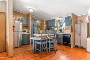 939 NW Cains Rd, Prineville, OR 97754 - Photo 6