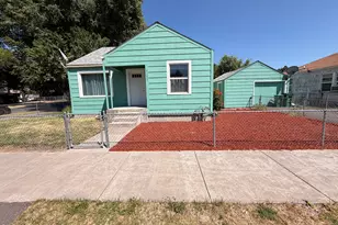 1101 Mitchell St, Klamath Falls, OR 97601 - Photo 1