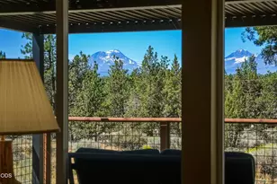 67422 Trout Ln, Bend, OR 97703 - Photo 12
