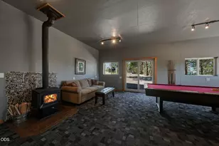 67422 Trout Ln, Bend, OR 97703 - Photo 42