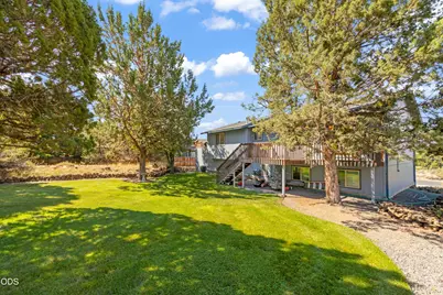 63552 Boyd Acres Road, Bend, OR 97701 - Photo 24