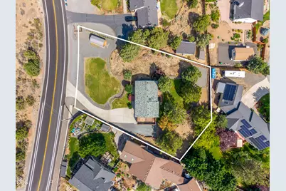 63552 Boyd Acres Road, Bend, OR 97701 - Photo 36