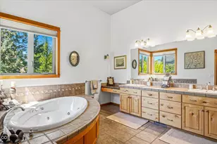 3525 SW 35th Pl, Redmond, OR 97756 - Photo 14