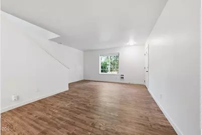 1290 NW Knoxville Boulevard, Bend, OR 97703 - Photo 10