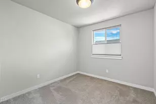 61624 SE Depot Loop, Bend, OR 97702 - Photo 22