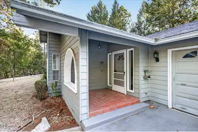 111 Sherwood Lane, Grants Pass, OR 97527 - Photo 8