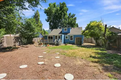 438 NE Flint Street, Grants Pass, OR 97526 - Photo 26