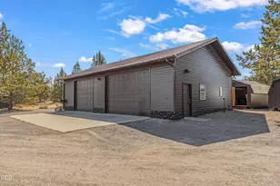 7043 SW Highland Dr, Powell Butte, OR 97753 - Photo 22