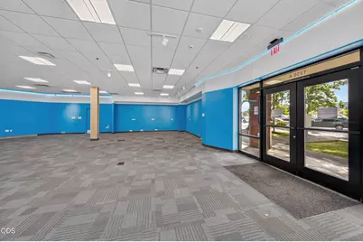 1350 Plaza Boulevard #A-B, Central Point, OR 97502 - Photo 8