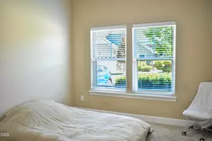 94 Skyhawk Dr, Eagle Point, OR 97524 - Photo 16