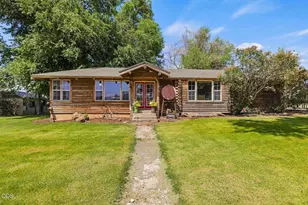 35429 McCartie Ln, Bonanza, OR 97623 - Photo 2