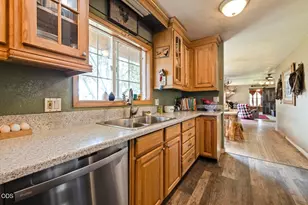 35429 McCartie Ln, Bonanza, OR 97623 - Photo 18