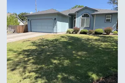 1522 NE Locksley Drive, Bend, OR 97701 - Photo 2