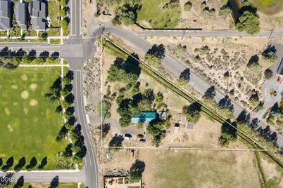 21010 Yeoman Road, Bend, OR 97701 - Photo 30