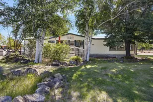 21010 Yeoman Rd, Bend, OR 97701 - Photo 4