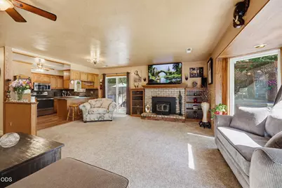 4184 E Evans Creek Road, Rogue River, OR 97537 - Photo 8