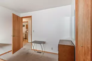 410 SE 10th St, Madras, OR 97741 - Photo 14