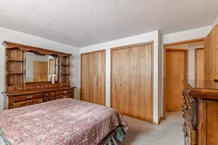 410 SE 10th St, Madras, OR 97741 - Photo 10