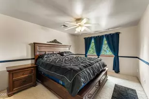 1628 NE Terrace Dr, Grants Pass, OR 97526 - Photo 18