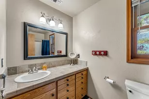 1628 NE Terrace Dr, Grants Pass, OR 97526 - Photo 22