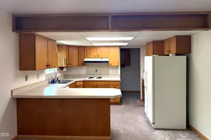 7825 Donegal Ave, Klamath Falls, OR 97603 - Photo 12