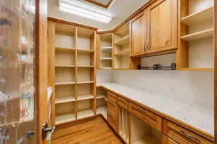 5311 Averill Dr, Grants Pass, OR 97526 - Photo 28