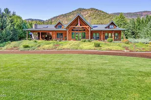 5311 Averill Dr, Grants Pass, OR 97526 - Photo 2