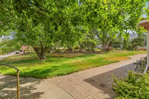 1151 Pine Grove Rd, Klamath Falls, OR 97603 - Photo 26