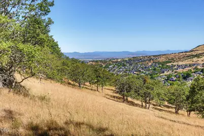 Aerial Heights Drive #154459-1, Medford, OR 97504 - Photo 8