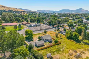 1948 Madison St, Klamath Falls, OR 97603 - Photo 48