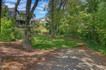 249 Dano Drive, Phoenix, OR 97535 - Photo 26