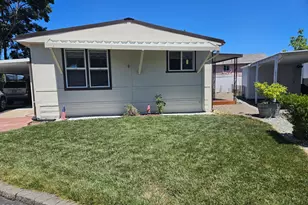 2385 Table Rock Rd, Medford, OR 97501 - Photo 2