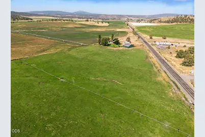 5370 Harpold Road, Bonanza, OR 97623 - Photo 4