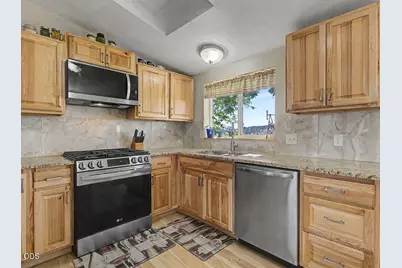 5370 Harpold Road, Bonanza, OR 97623 - Photo 6