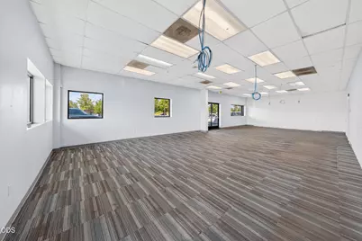 7336 Crater Lake Highway, White City, OR 97503 - Photo 8