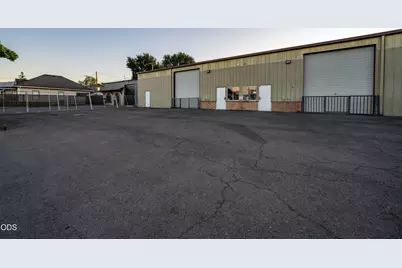 729 Welch Street, Medford, OR 97501 - Photo 8