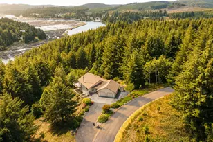 93764 Coho Ln, Coos Bay, OR 97420 - Photo 4