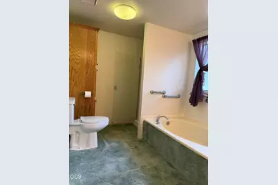 [Address not provided], Klamath Falls, OR 97603 - Photo 16