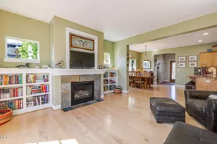 2258 SW 36th St, Redmond, OR 97756 - Photo 10