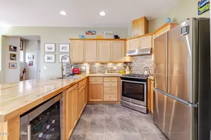 2258 SW 36th St, Redmond, OR 97756 - Photo 16