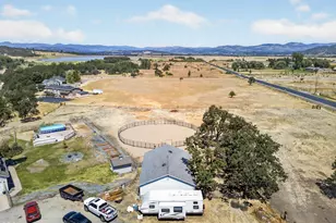 1350 Dry Creek Rd, Eagle Point, OR 97524 - Photo 36