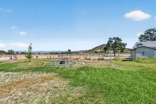 1350 Dry Creek Rd, Eagle Point, OR 97524 - Photo 30