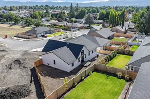 3371 Bryson Way, Medford, OR 97504 - Photo 38