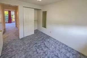 1800 Crater Lake Ave, Medford, OR 97504 - Photo 18