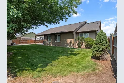 1950 NW Nickernut Court, Redmond, OR 97756 - Photo 22